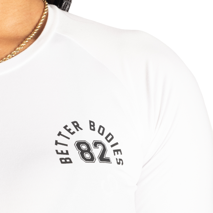 82 Lang&aelig;rmet T-shirt Hvid