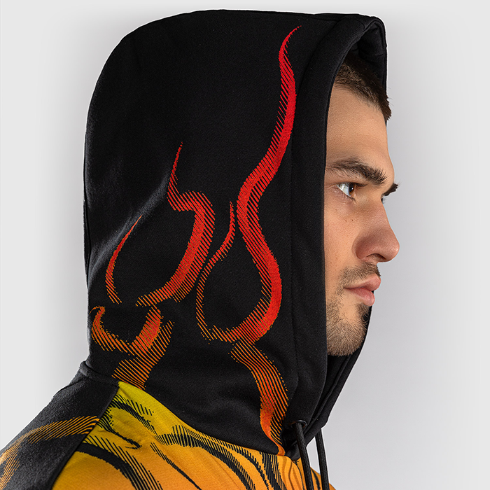 Venum x TEKKEN 8 H&aelig;ttetr&oslash;je Yoshimitsu Sort Orange