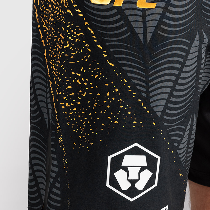 UFC Zenith by Venum Fight Night Fightshorts Lang model Sort Guld