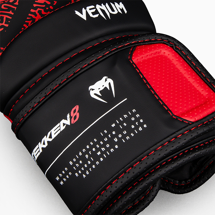 Venum x TEKKEN 8 Boksehandsker Kazuya R&oslash;d Sort