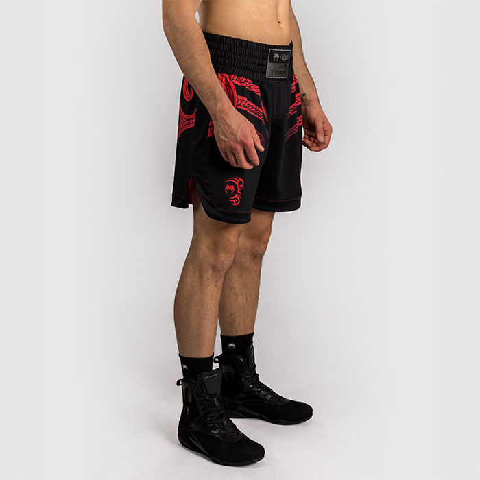 Venum X Mike Tyson Everyone has a plan Bokse&shy;shorts Sort R&oslash;d