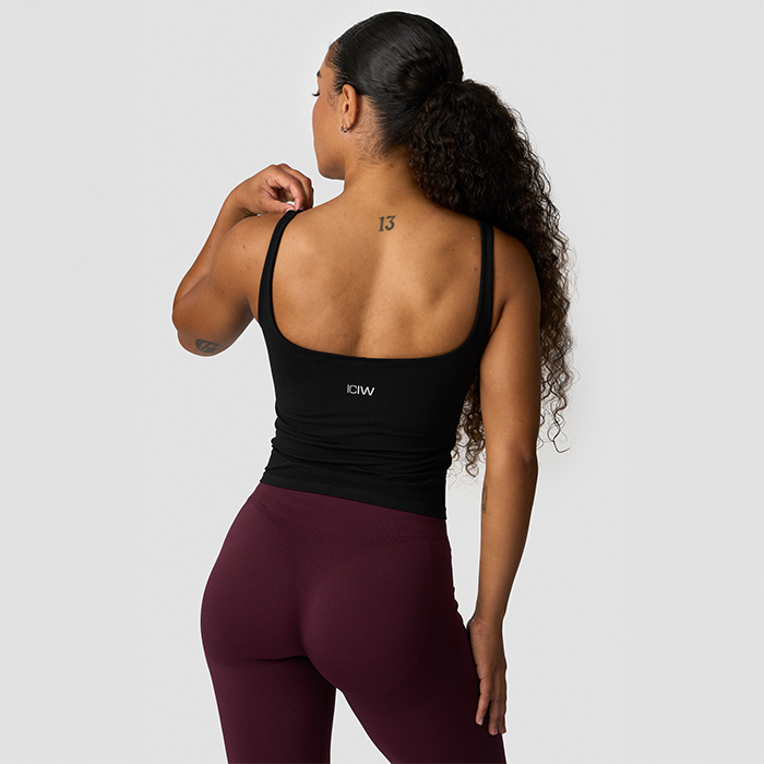 Smooth Seamless 2-i-1 Top Sort